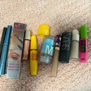 Assorted new and preowned items 11